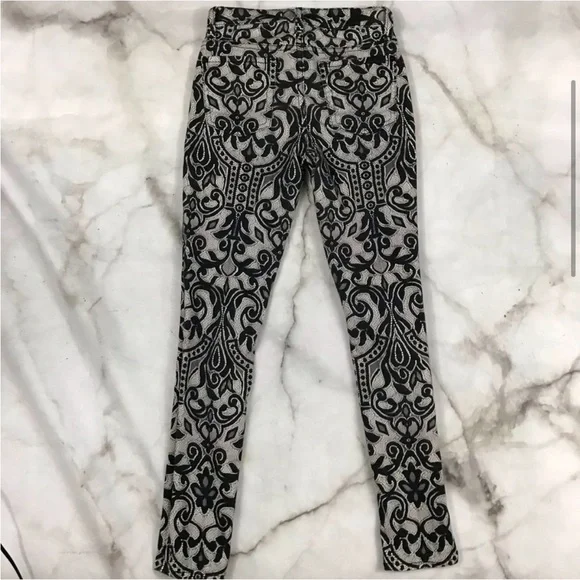 7 for all mankind lace print skinny jeans - Picture 3 of 7